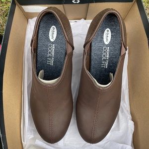 Never worn Dr. School’s Wedge